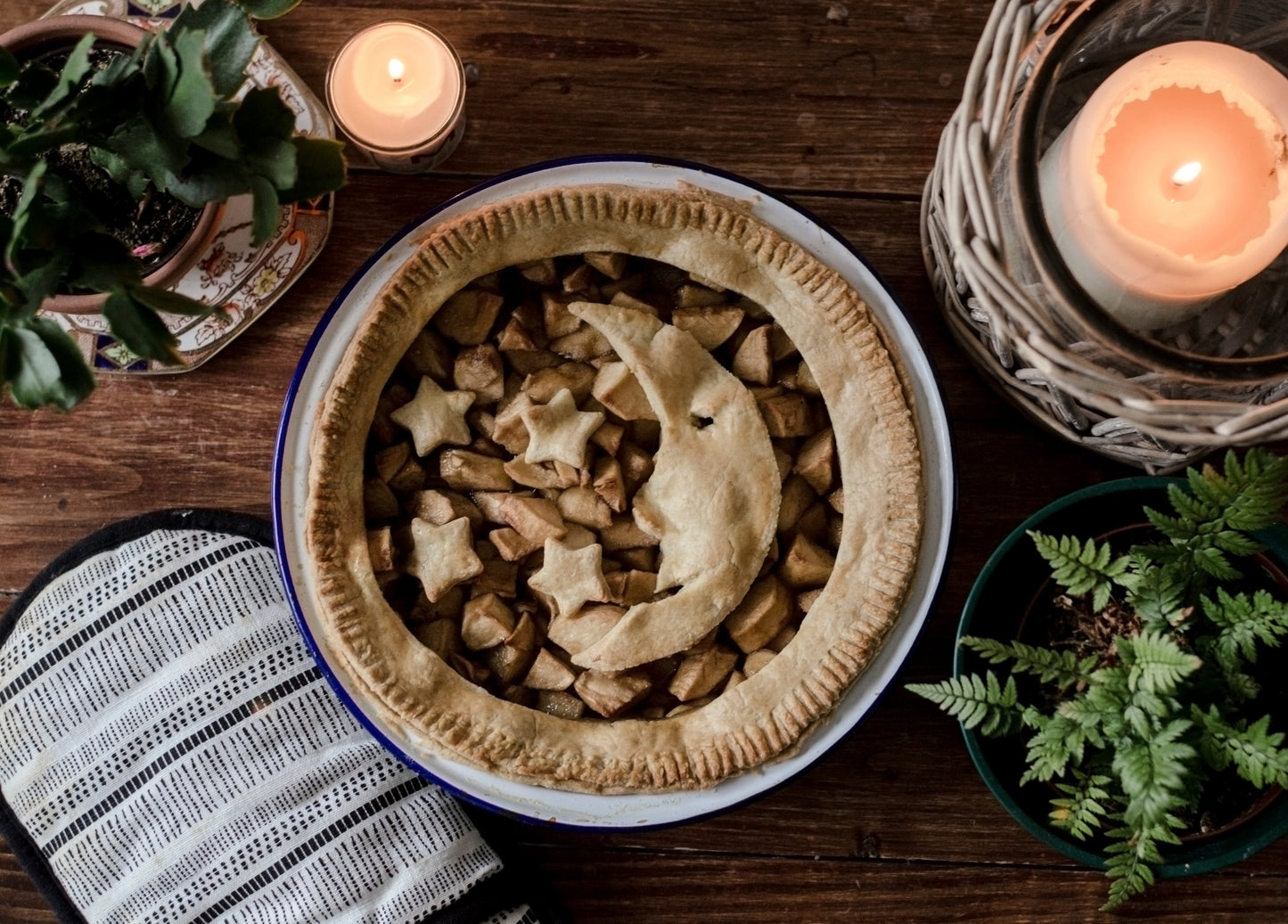 Pie Love You - Engraved Enamel Pie Dish - One Mama One Shed