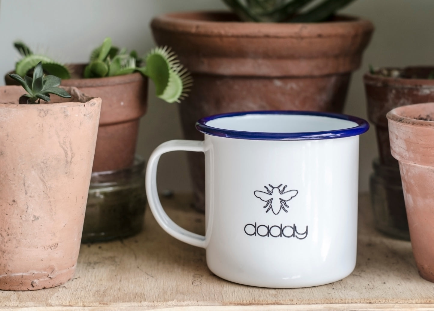 Daddy - Manchester Design - Engraved Enamel Mug - One Mama One Shed