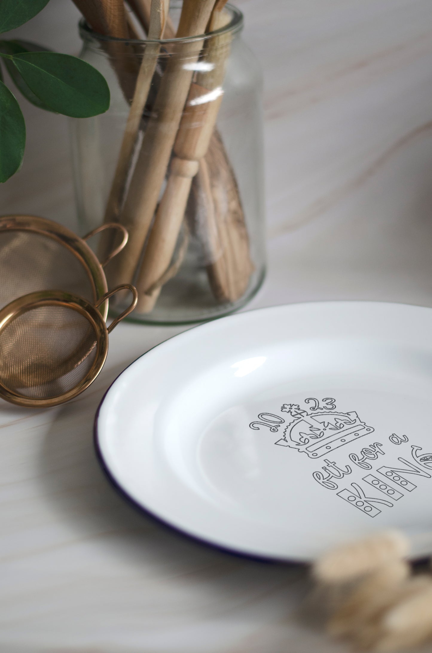 Fit For A King - King Charles' Coronation - Engraved Enamel - One Mama One Shed